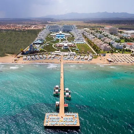Limak Cyprus Deluxe Resort & Spa & Beach Club & Casino